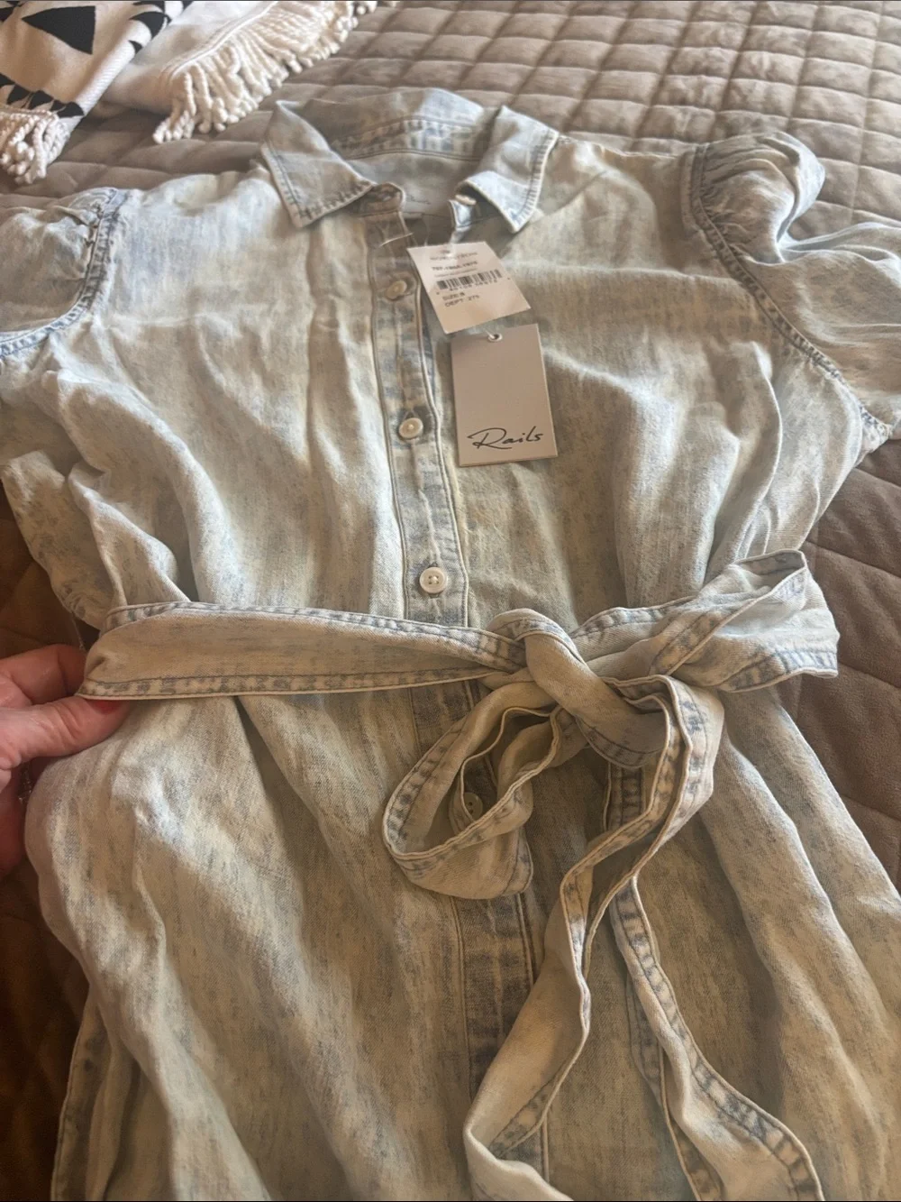 NWT Rails Adele Belted Mini Shirt Dress Light Acid Wash Denim Medium $218 - Picture 7 of 9